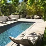 K6 Piscine Vue Impasse Privee *