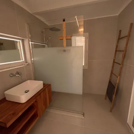 K6 Piscine Vue Impasse Privee *